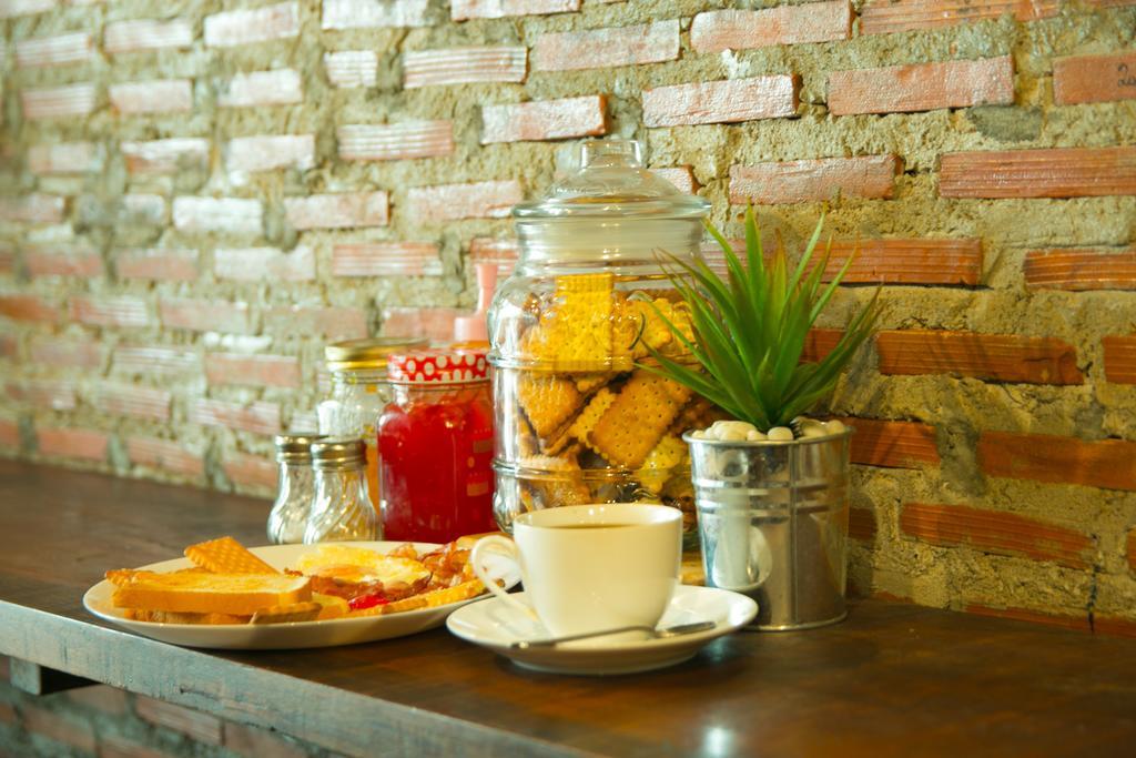 The Street Hostel Bangkok Kültér fotó