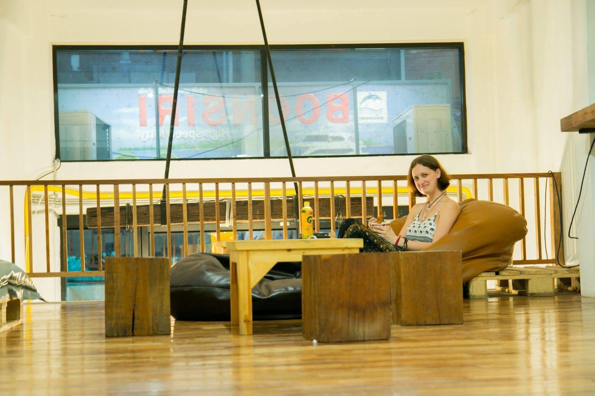 The Street Hostel Bangkok Kültér fotó